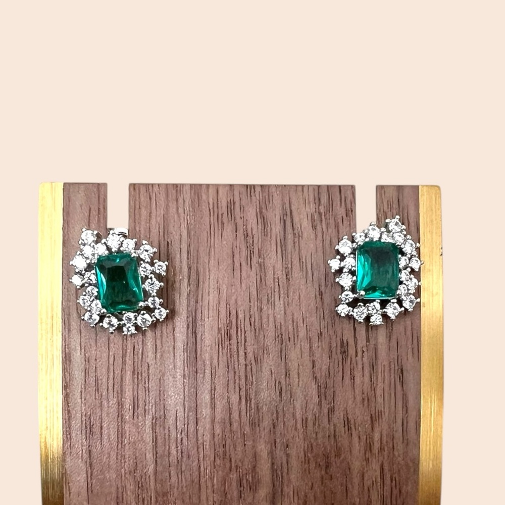 Green CZ Emerald Halo Stud Earrings silver plated Jewelry